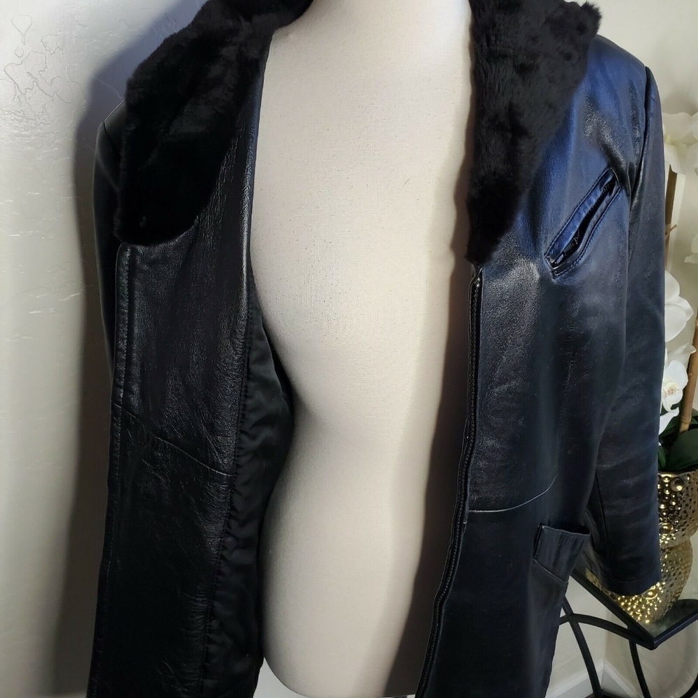 Givenchy Cuir Vintage Black Leather Jacket - Picture 6 of 9